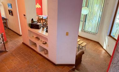 Casa en Venta en San Javier – Colonial con Gran Jardín preciosa vista