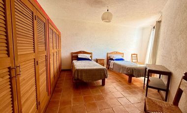 Casa en Venta en San Javier – Colonial con Gran Jardín preciosa vista