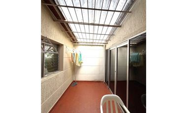 VENTA CASA UNIFAMILIAR EL NOGAL LAURELES PARA CONSTRUIR o HABITAR