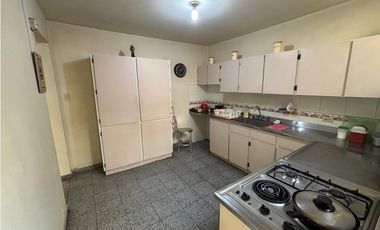 VENTA CASA UNIFAMILIAR EL NOGAL LAURELES PARA CONSTRUIR o HABITAR