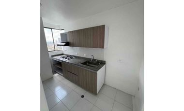SE RENTA APARTAMENTO EN LA CIRCUNVALAR