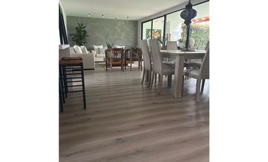 Venta de casa en el retiro