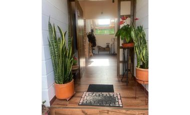 Venta de casa en el Retiro de 1 solo nivel