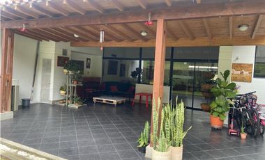 Venta de casa en el Retiro de 1 solo nivel