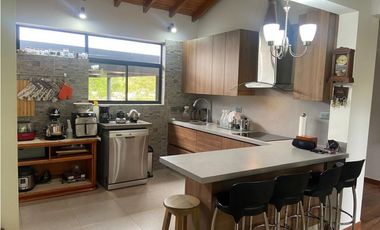 Venta de casa en el Retiro de 1 solo nivel