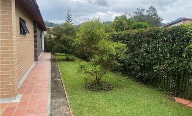 Venta de casa en el Retiro de 1 solo nivel