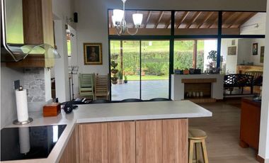 Venta de casa en el Retiro de 1 solo nivel