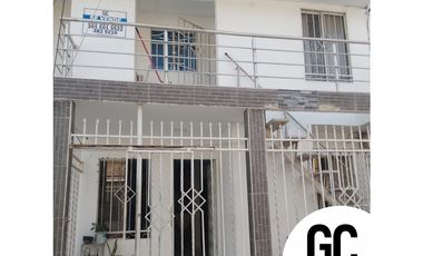 Se vende casa 2 pisos - Barrio Terranova - Soledad