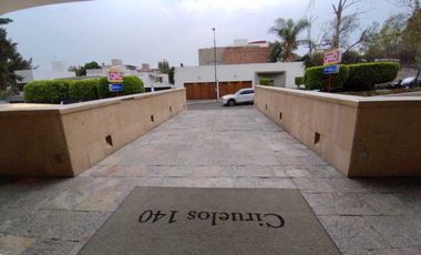 BOSQUES DE LAS LOMAS GRAN  LOCAL COMERCIAL EN VENTA