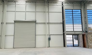 Bodega en venta 1440m2  zona Parque Industrial Querétaro. GPS