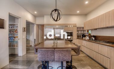 Casa en Venta en Bosques de las Lomas