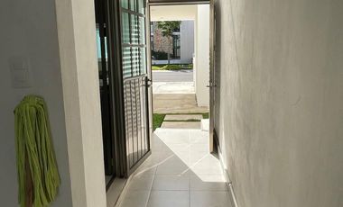 Venta de Casa en Mérida, Conkal, Residencial Magnolia, Alberca privada
