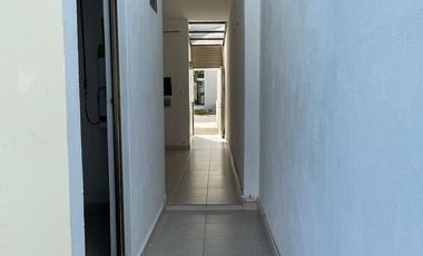 Venta de Casa en Mérida, Conkal, Residencial Magnolia, Alberca privada