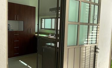 Venta de Casa en Mérida, Conkal, Residencial Magnolia, Alberca privada