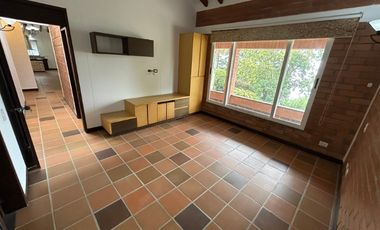 🏡 CASA EN ARRIENDO UBICADA EN ENVIGADO SECTOR LOMA DEL ESCOBERO