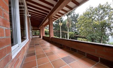 🏡 CASA EN ARRIENDO UBICADA EN ENVIGADO SECTOR LOMA DEL ESCOBERO