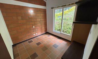 🏡 CASA EN ARRIENDO UBICADA EN ENVIGADO SECTOR LOMA DEL ESCOBERO