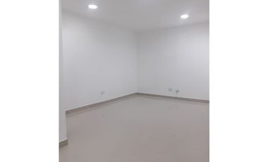 Venta  Oficina en El Centro Comercial Estación Niquía