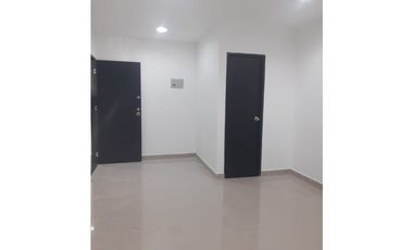 Venta  Oficina en El Centro Comercial Estación Niquía