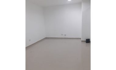 Venta  Oficina en El Centro Comercial Estación Niquía