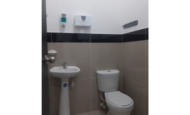 Venta  Oficina en El Centro Comercial Estación Niquía