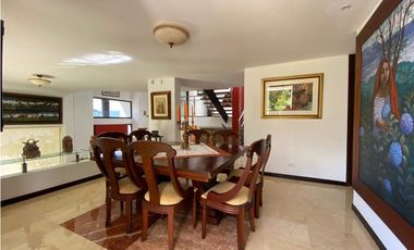 Casa campestre en venta Poblado Los Balsos