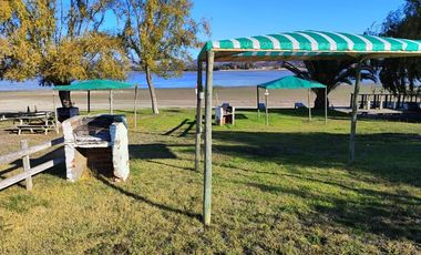 CAMPING ANGOSTURA, LAGO RAPEL