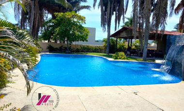 HERMOSA CASA EN CONDOMINIO REAL DE SANTIAGO