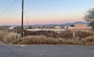 TERRENO EN VENTA SOBRE CARRETERA 120 EN TEQUISQUIAPAN. Gerard