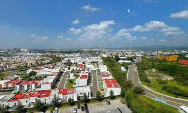 Santa Fe Juriquilla penthouse nuevo en VENTA RAH824