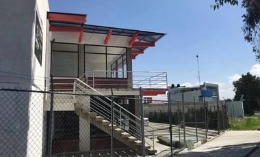 VENTA/RENTA DE PLAZA COMERCIAL EN CALIMAYA