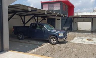 VENTA/RENTA DE PLAZA COMERCIAL EN CALIMAYA