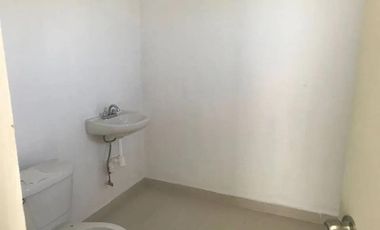 VENTA/RENTA DE PLAZA COMERCIAL EN CALIMAYA