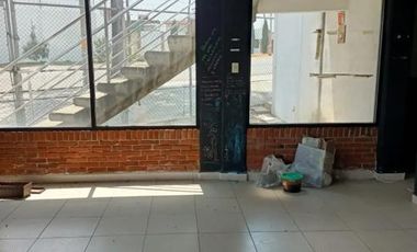 VENTA/RENTA DE PLAZA COMERCIAL EN CALIMAYA
