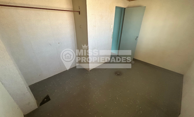SE VENDE CASA EN POBLACION ORIENTE