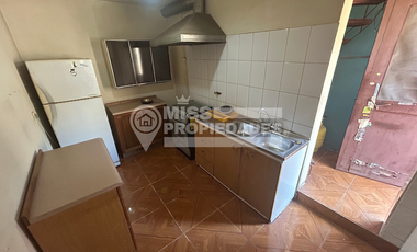 SE VENDE CASA EN POBLACION ORIENTE