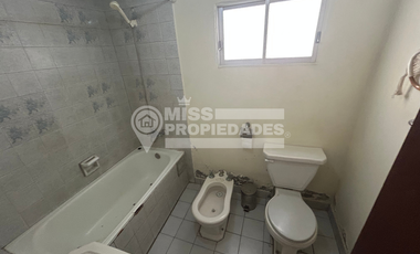 SE VENDE CASA EN POBLACION ORIENTE