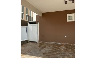 VENDO o ALQUILO  PH EVEREST PASEO DEL NORTE BRISAS DEL GOLF
