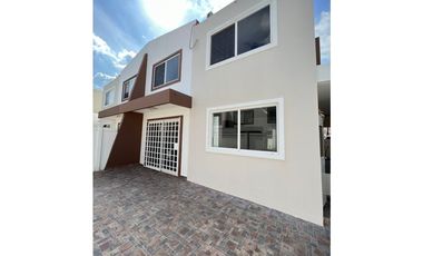VENDO o ALQUILO  PH EVEREST PASEO DEL NORTE BRISAS DEL GOLF