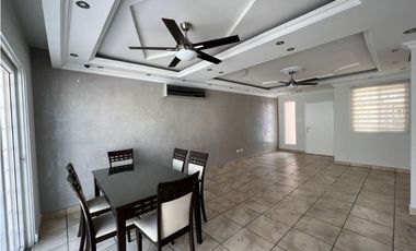 VENDO o ALQUILO  PH EVEREST PASEO DEL NORTE BRISAS DEL GOLF