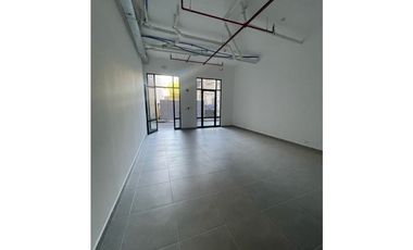 LOCAL EN CASCO PH CASA KORSI