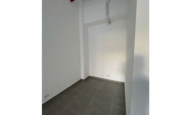 LOCAL EN CASCO PH CASA KORSI