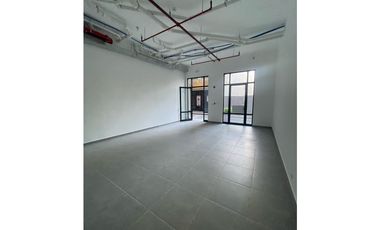 LOCAL EN CASCO PH CASA KORSI