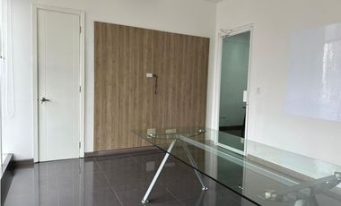 OFICINA / BELLA VISTA / PH HABITAT PLAZA / 180m2 / AMOBLADA