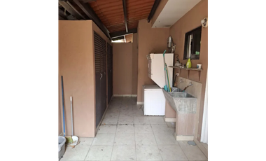 VERSALLES I / 3 HABITACIONES + EMPLEADA / 270M / AMOBLADA / PATIO