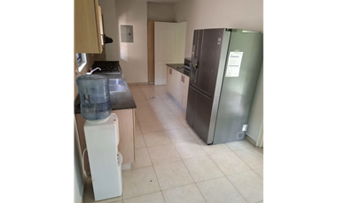 VERSALLES I / 3 HABITACIONES + EMPLEADA / 270M / AMOBLADA / PATIO