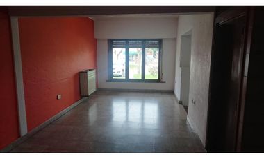 Se vende hermosa propiedad en block sobre excelente ubicación.