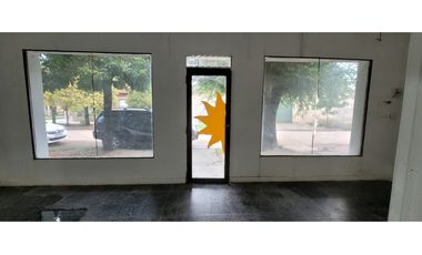Se vende hermosa propiedad en block sobre excelente ubicación.