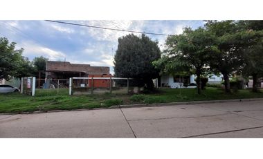 Se vende hermosa propiedad en block sobre excelente ubicación.