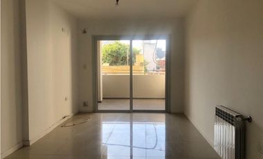 Hermoso Depto. MB ubicación (con renta)